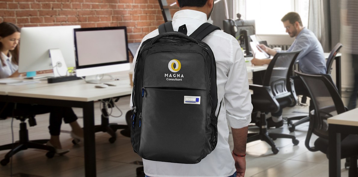 American tourister laptop backpack with rain cover store